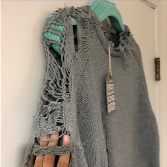 NEW! LF/Furst of a kind destroyed sweater NWOT - Picture 3 of 7